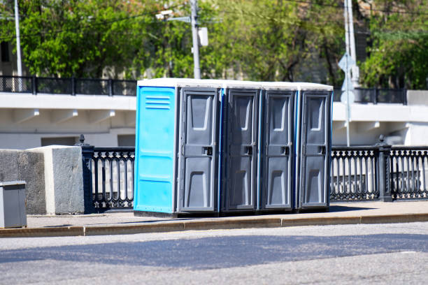 Best Porta potty delivery and setup  in Riverside, NY